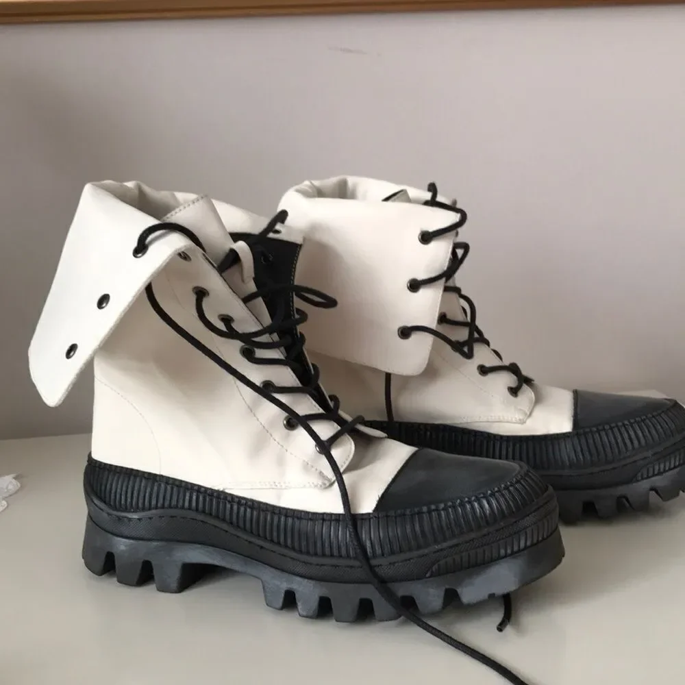 Free People Goldie Lug Sole Lace UP Utility Boots size 7